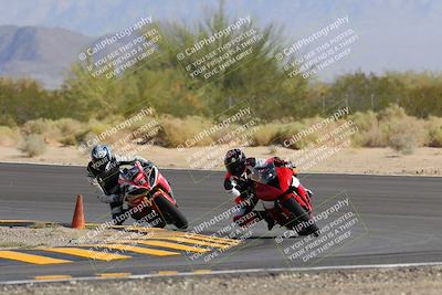 media/Oct-08-2022-SoCal Trackdays (Sat) [[1fc3beec89]]/Turn 10 (945am)/